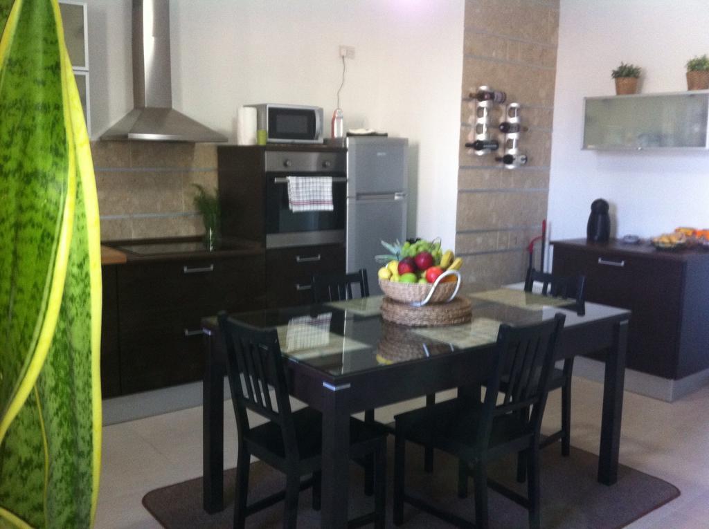 Genista Apartment Kalkara الغرفة الصورة